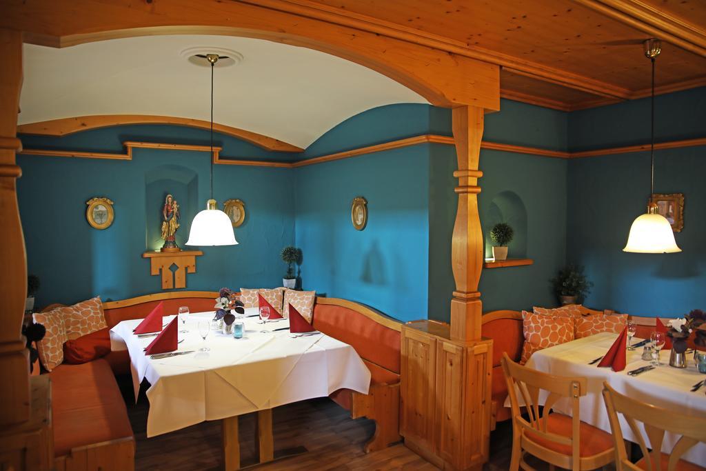 Landhotel Allgaeuer Hof Wolfegg Exteriör bild